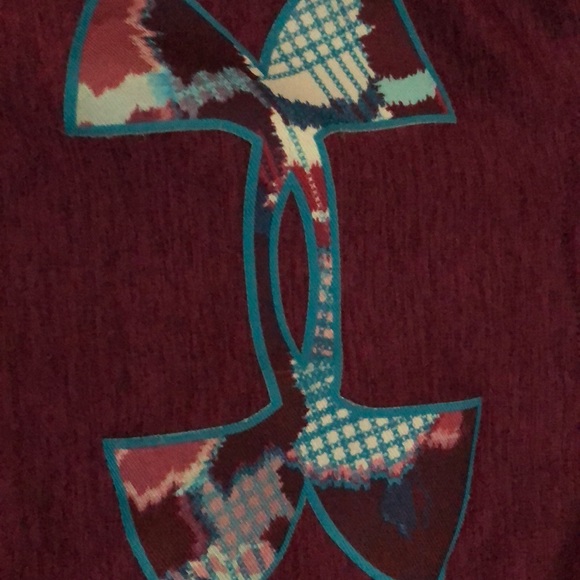 Under Armour burgundy sweatshirt - Picture 2 of 2